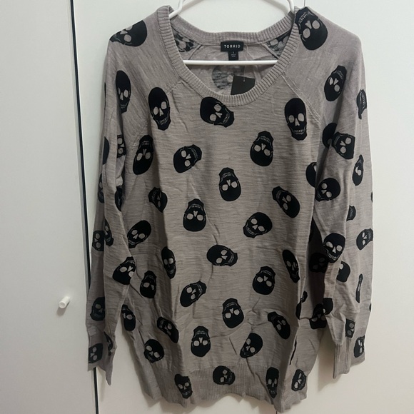 Raglan sweater - skull grey - never worn - Picture 4 of 5